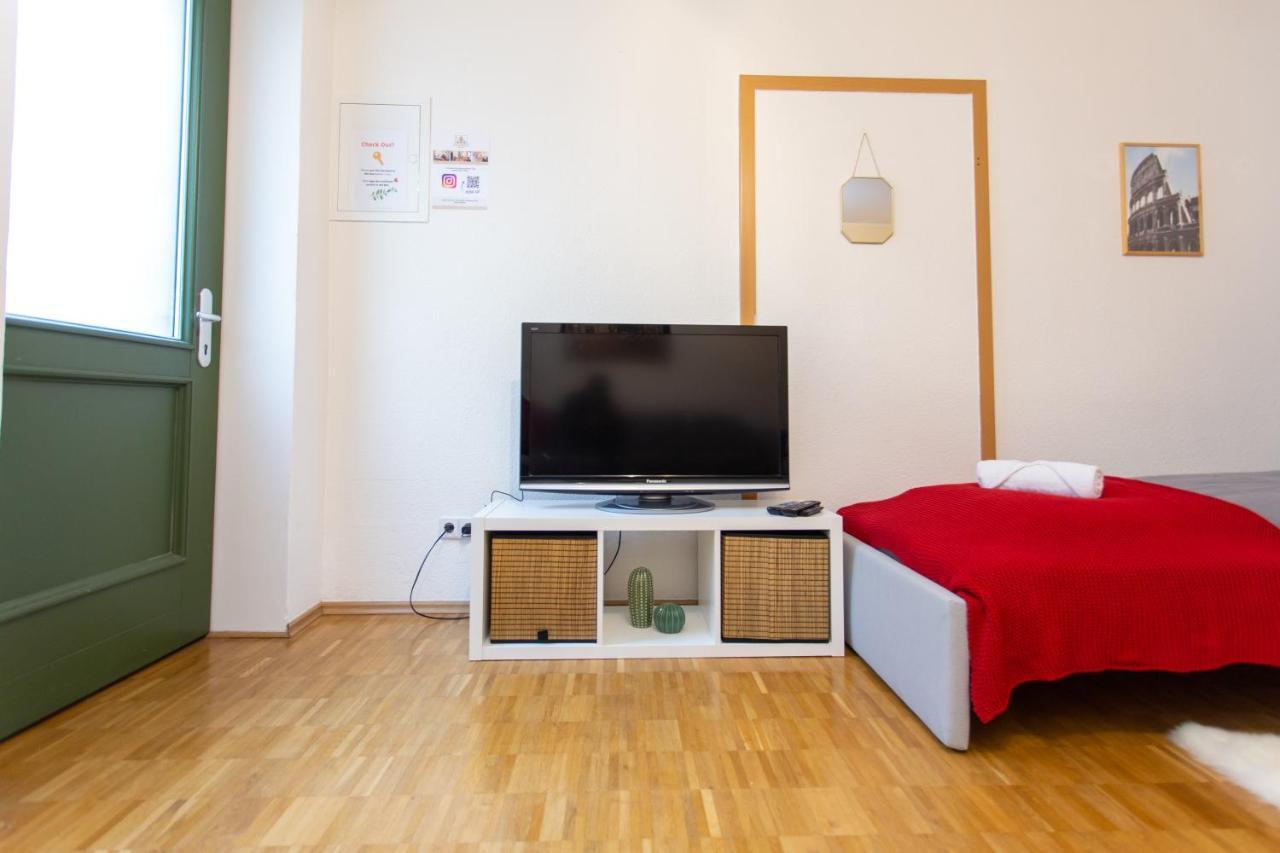 Fullhouse - Halle - R6 Apartments - Smarttv - Nespresso Экстерьер фото