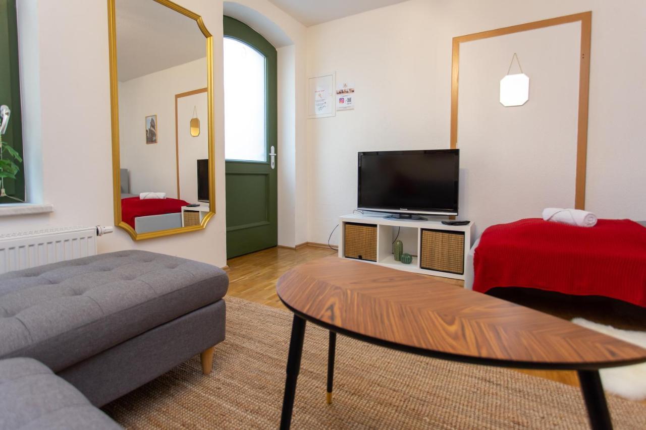 Fullhouse - Halle - R6 Apartments - Smarttv - Nespresso Экстерьер фото